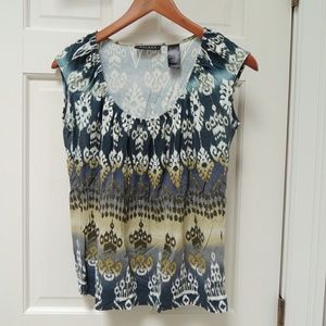 Aztec like pattern sleeveless top